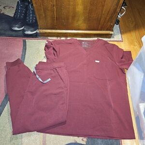 Maroon Figs Scrub Set